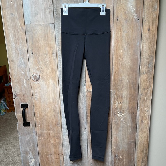 lululemon athletica Pants - Lululemon Wunder Under 28” leggings